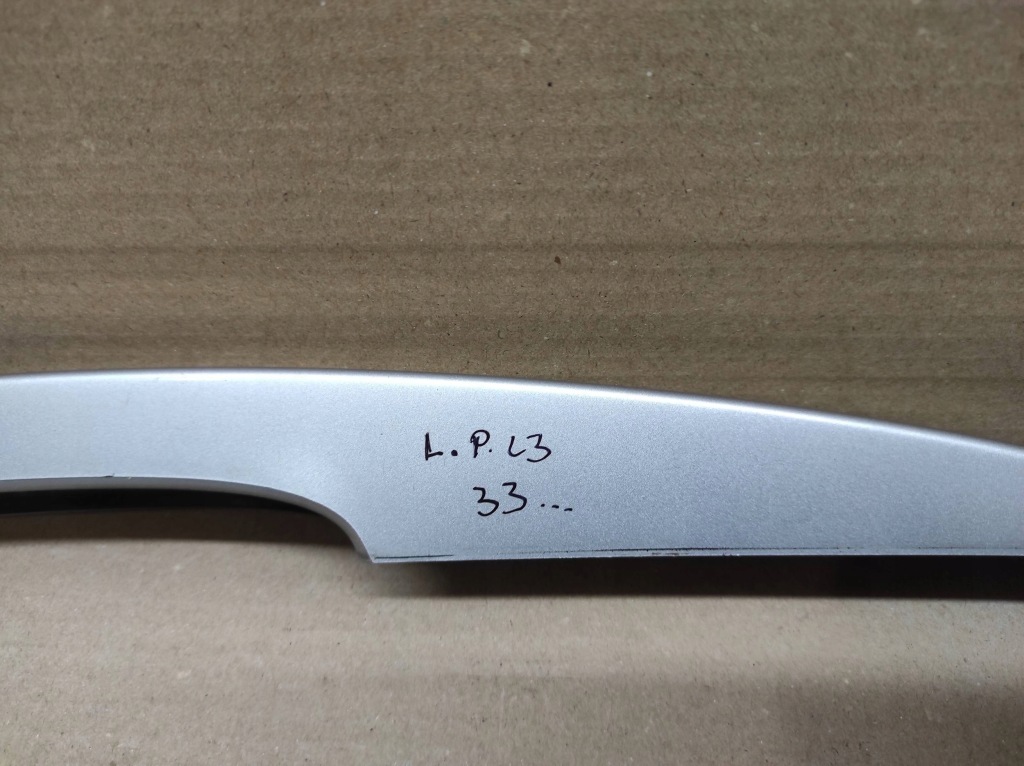 Купити Заглушка накладка рейлінг ліва перед renault laguna 3 універсал