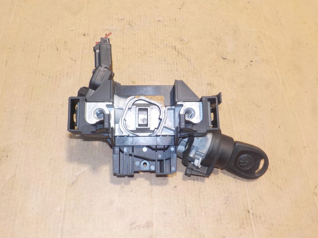 фото №1, Замок зажигания с ключ volkswagen up 2011 – 2016