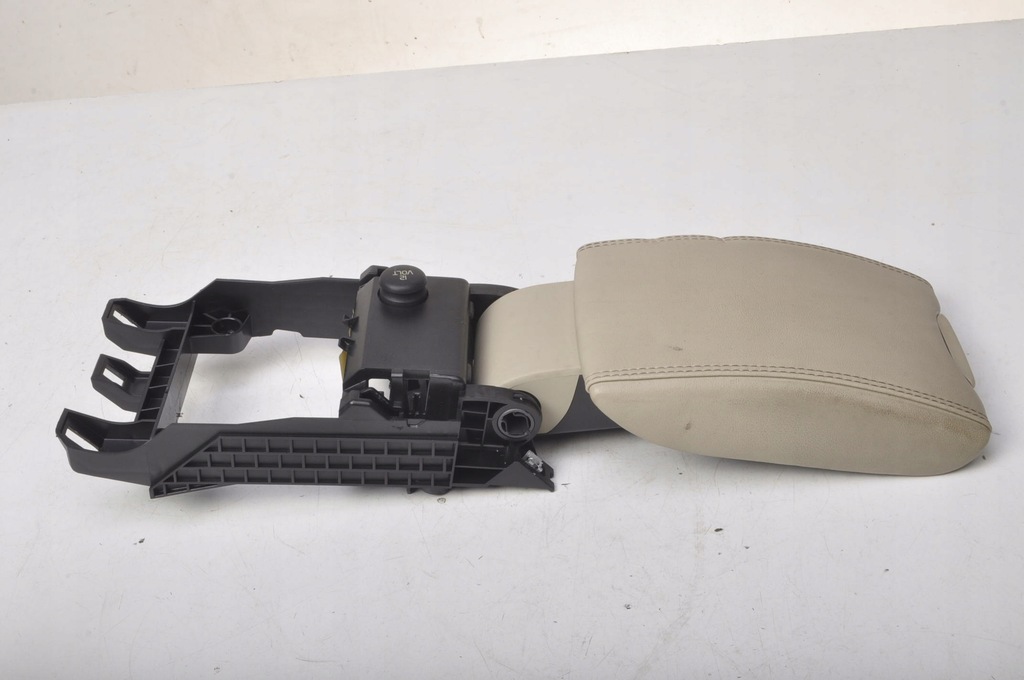 фото №5, Volvo s60 ii v60 підлокітник шкіра світлий