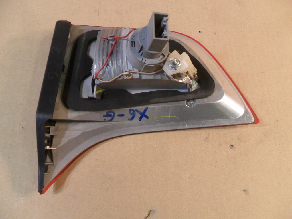 Bmw x6 e71 фара задний  задняя левая w крышке Оригинал