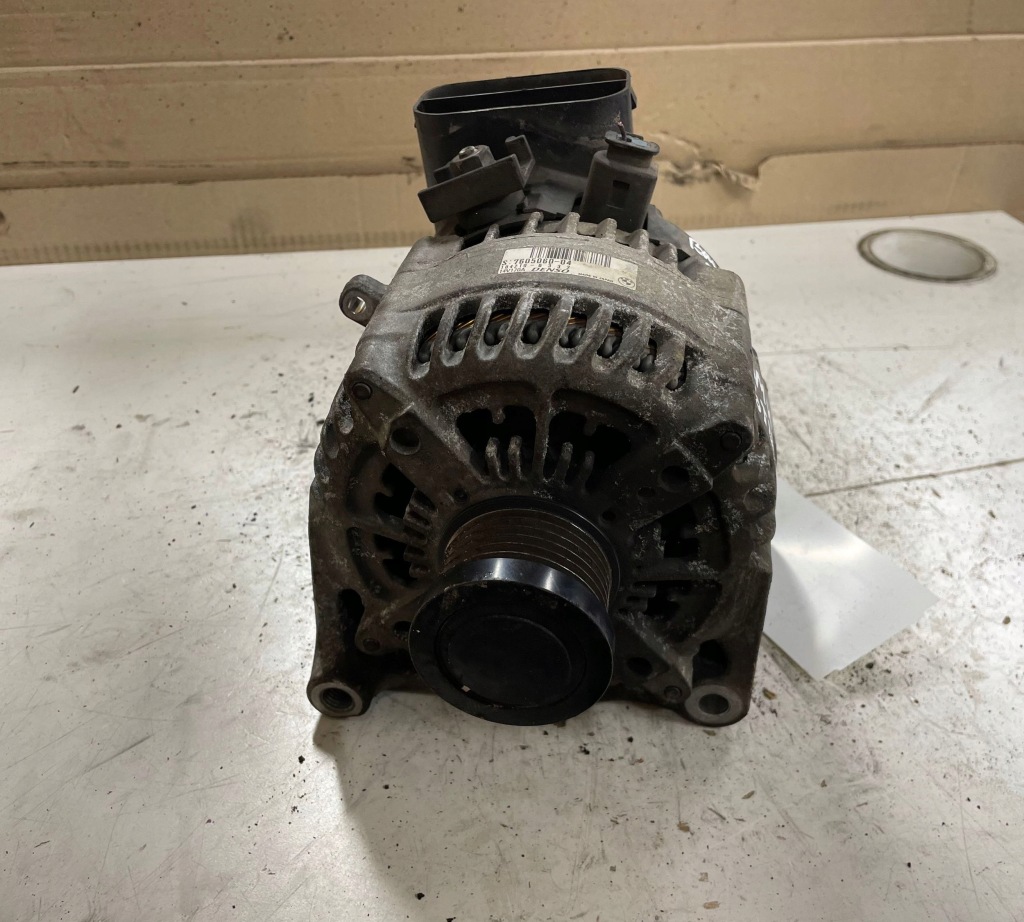 фото №4, Bmw 1 f20 f21 2013 генератор