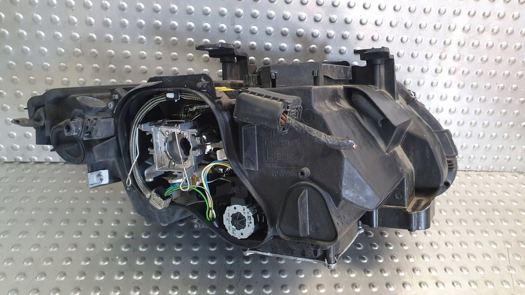 фото №6, Лампа ксенон перед ліва bmw 3 e92 e93 7162127 06-