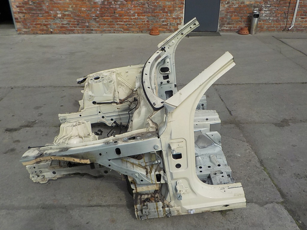 фото №1, E klasa w213 чверть перед передня ліва combi