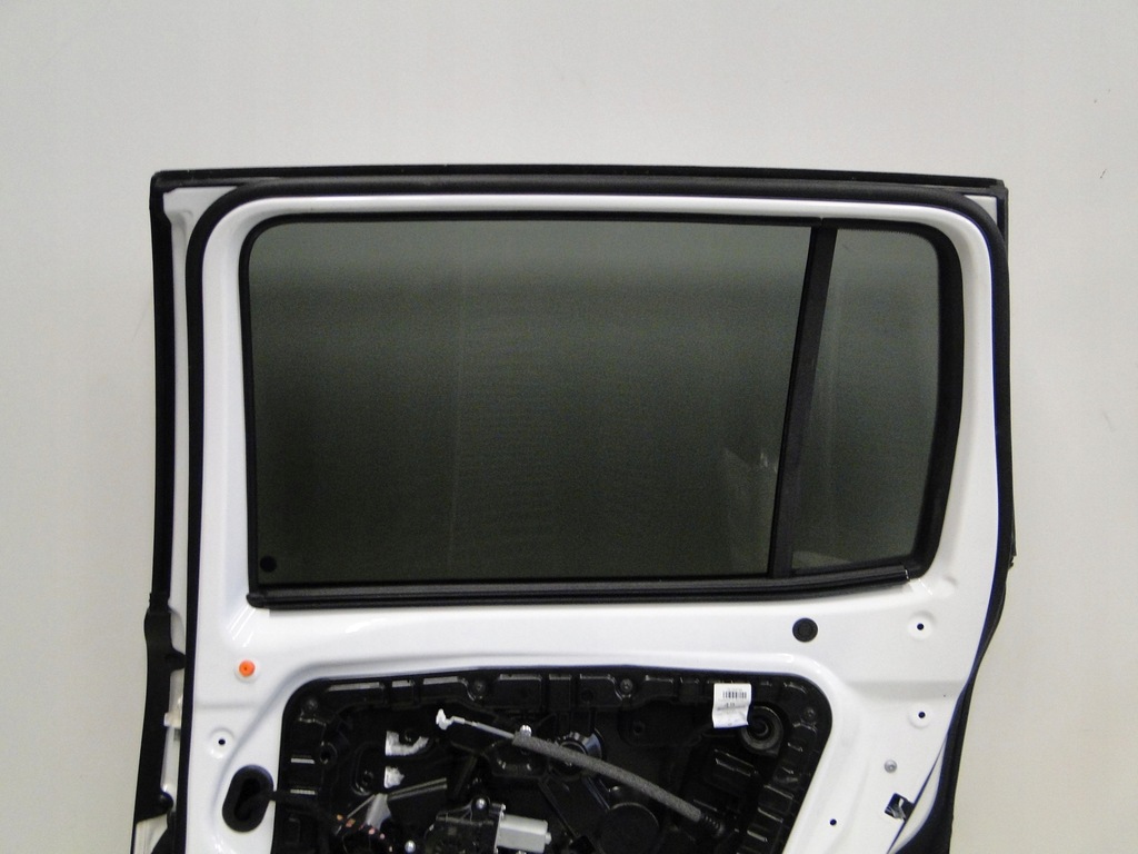 фото №9, Mercedes glb x247 247 дверь задние правое 149