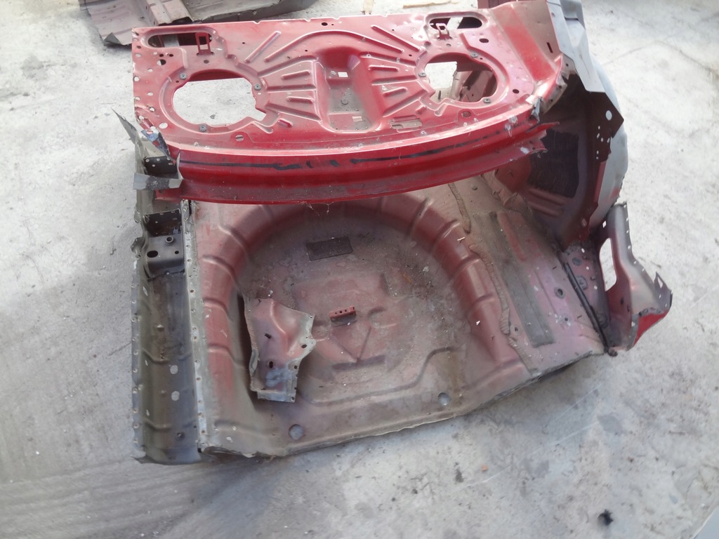 фото №6, Ford mustang vi поддон пол подкрылок лонжерон задняя fr3b-6346062aa