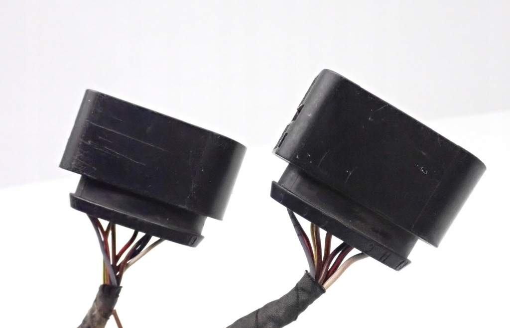 фото №8, Электропроводка жгут лампа передних full led a5 f5 8w