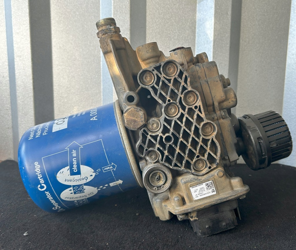 Купити Eapu osusacz повітря mercedes actros mp4 el2208 a0014462064