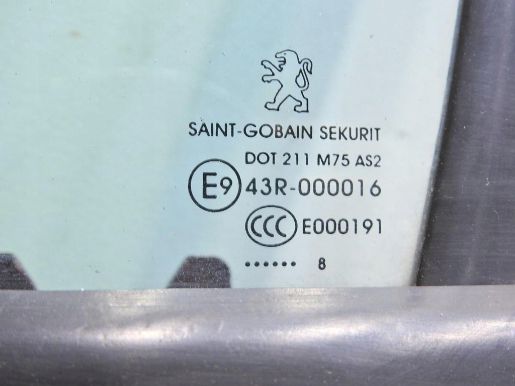 фото №9, Двері ліва lkr peugeot 308 i 3d