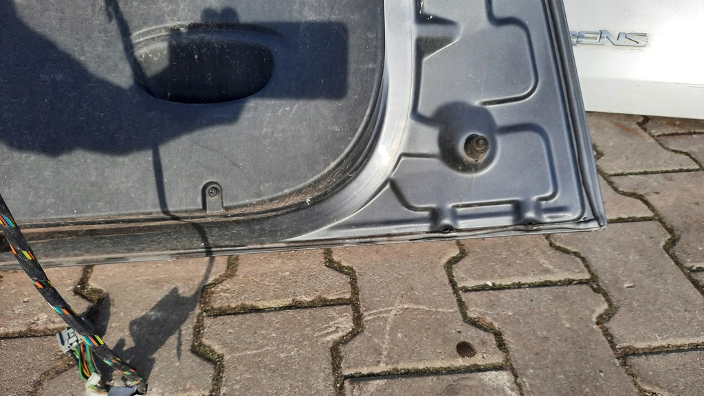 фото №11, Стекло задний крышки ford focus mk1 hb