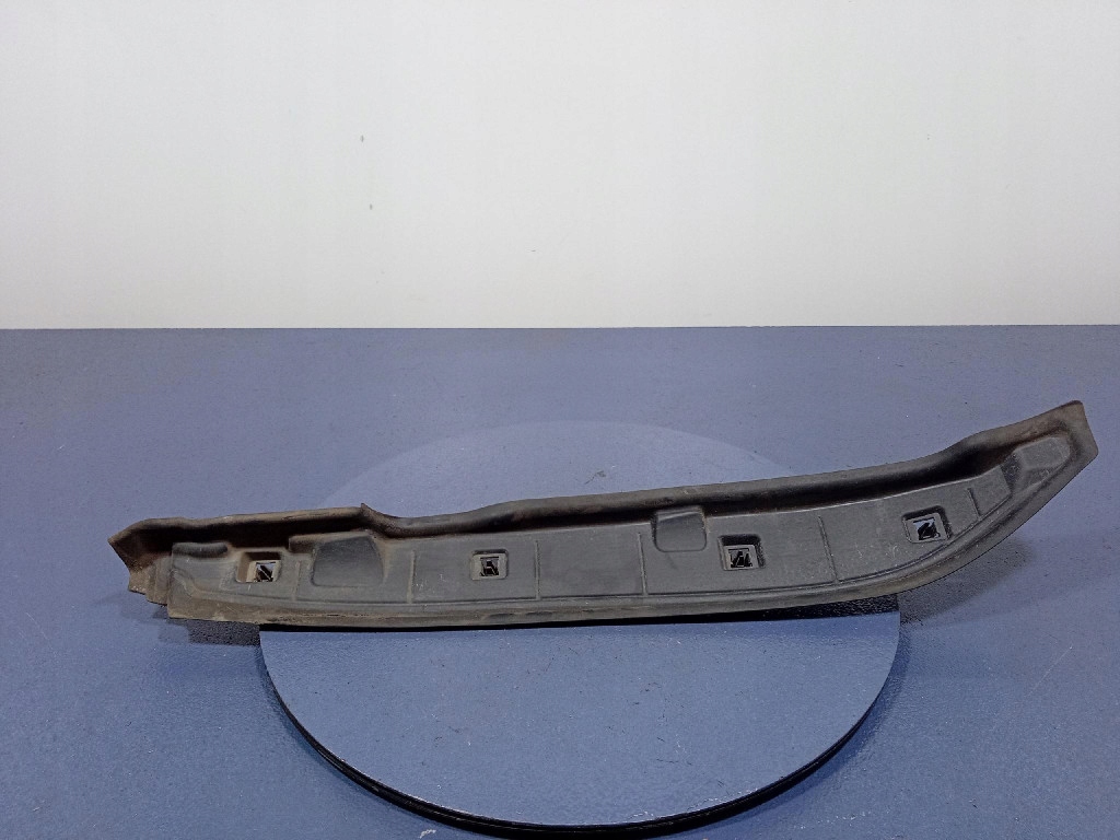 Купити Bmw ix i20 захист крила права 7948158