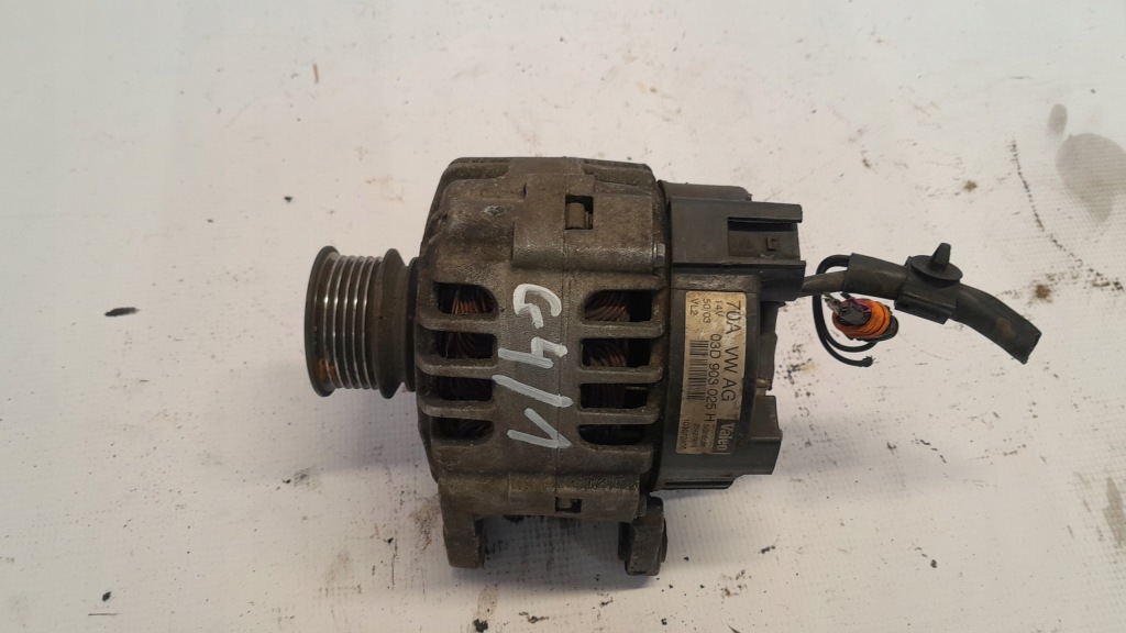 Купити Vw golf iv 1.4 16v генератор 03d903025h