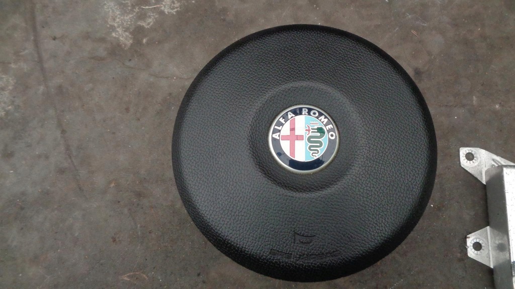 фото №8, Приборная панель консоль приборная панель подушки безопасности датчик alfa romeo 159 czarna