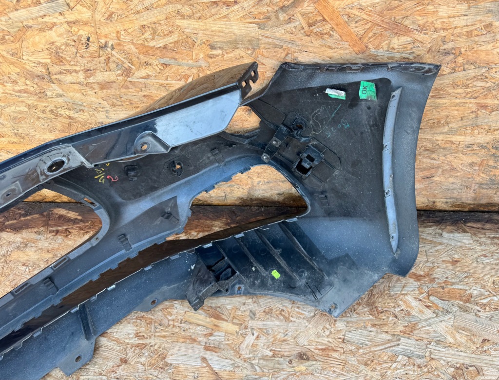 Бампер перед передній maserati ghibli омивачі 6pdc заглушка 670010937 Ціна