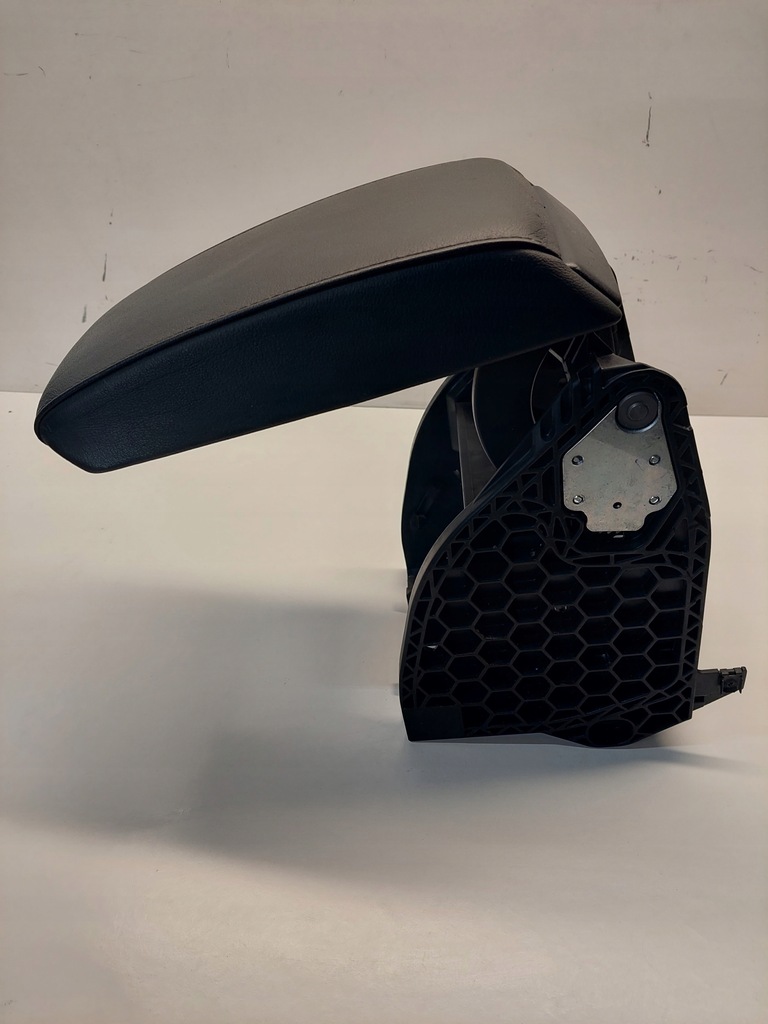 фото №6, Підлокітник шкіра skoda octavia ii lift b.ładny 8p1857035p