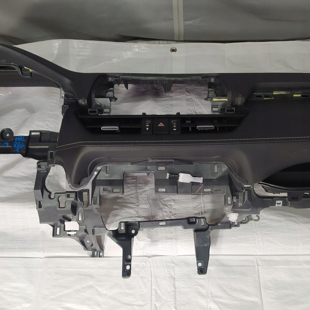 фото №6, Toyota rav4 v 2021- консоль панель приладів подушка безпеки оригінал