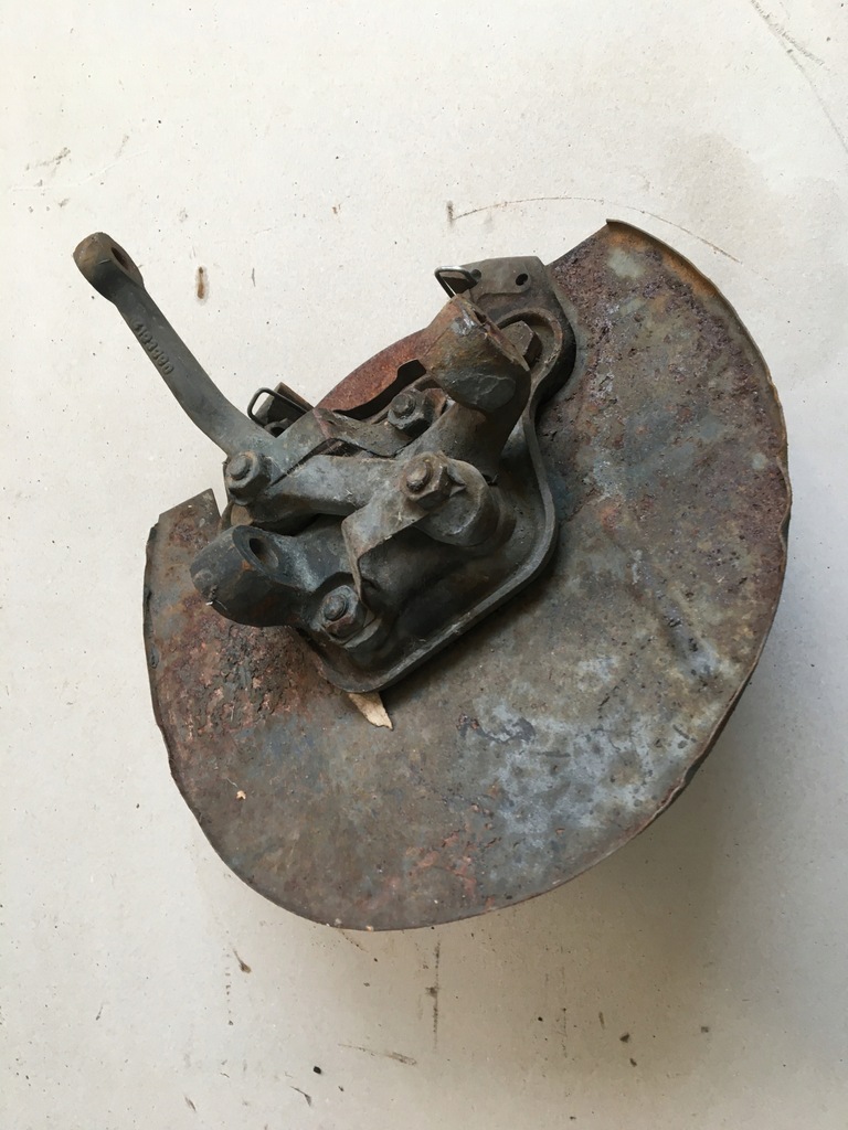 фото №7, Fiat 124 spider 2000 66- поворотний кулак ступиця перед