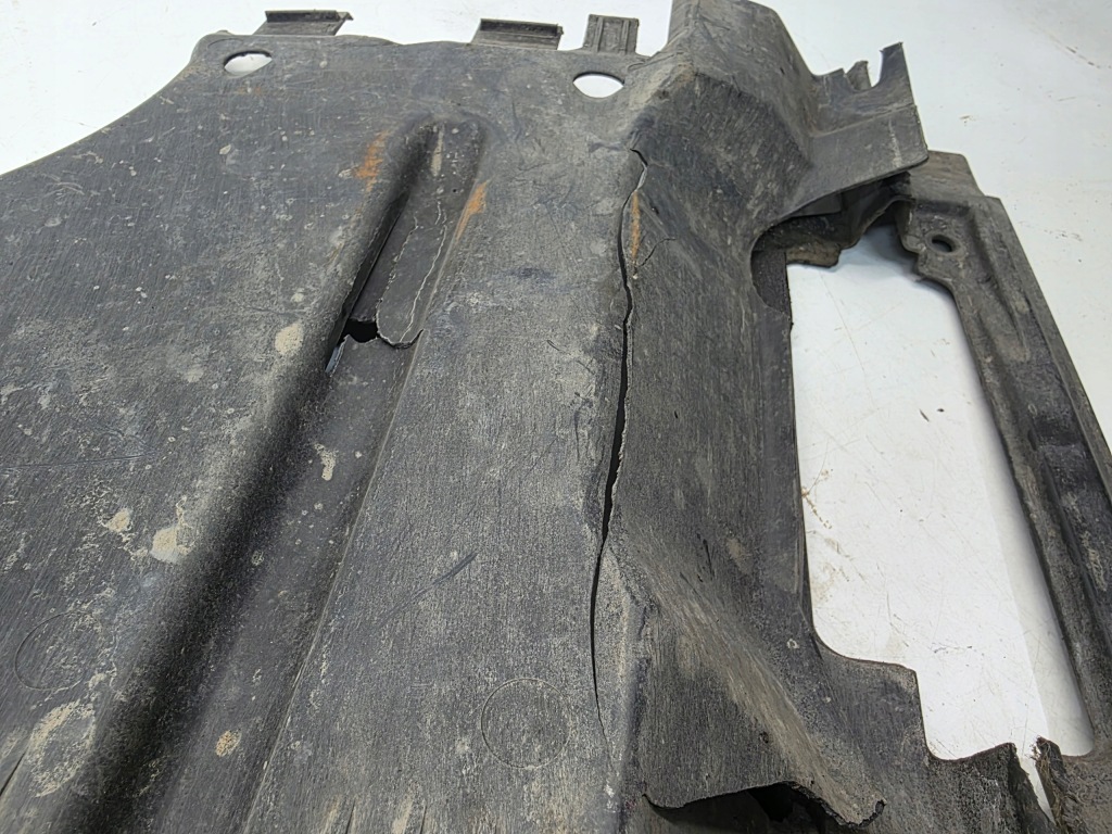 фото №12, Защита плита подвеска левый задняя audi q5 8r 8r0825215a оригинал 12