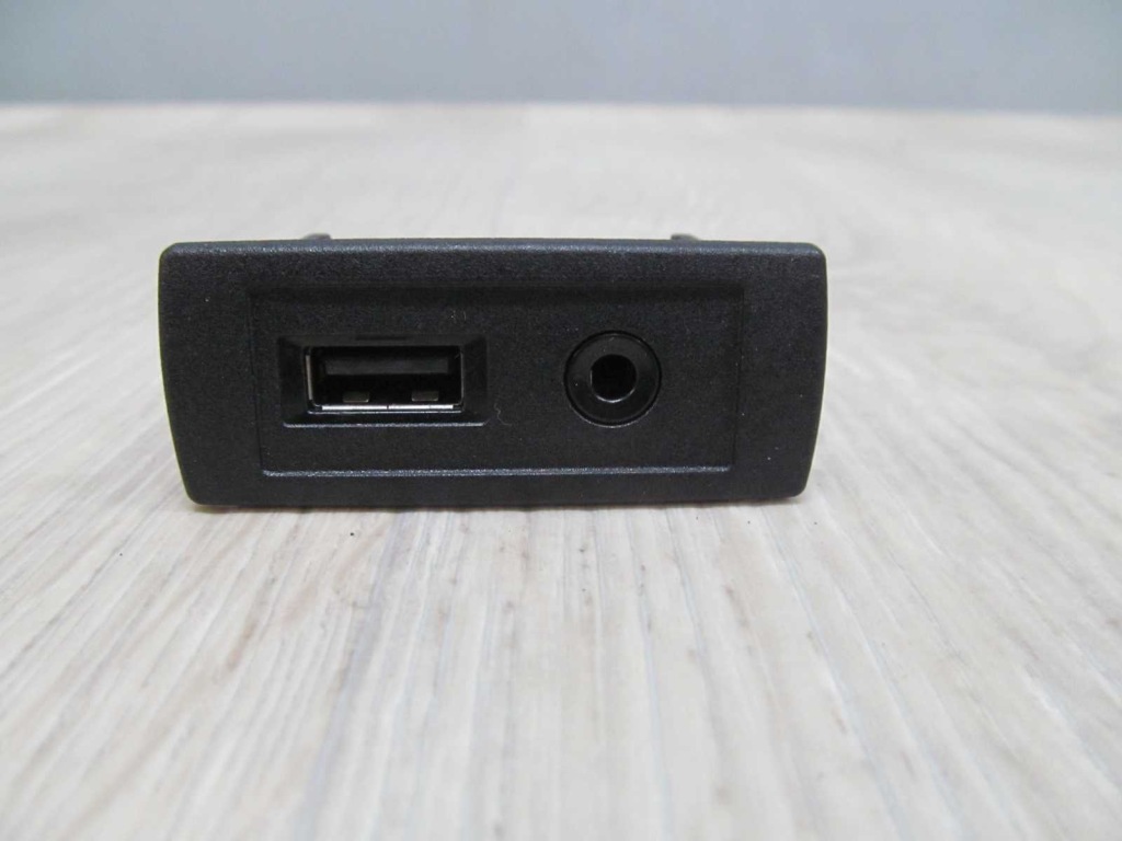Купить Mb sprinter 906 2006-2018 разъём вход usb aux a4478200087