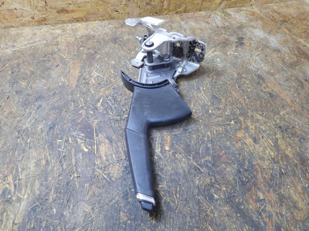 фото №1, Рычаг тормоза ручного renault clio v 1,0 tce 2021r 360106140r 8495