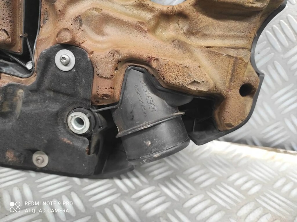 фото №9, Корпус фильтра воздуха защита двигателя верхний fiat punto evo 0.9 twinair