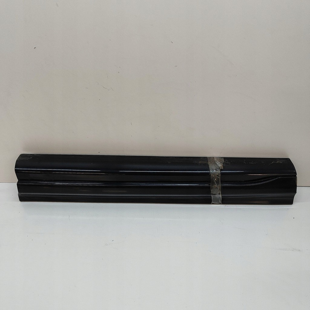 фото №1, Land rover range rover sport l494 2018 перед сторона ліва молдинг двері