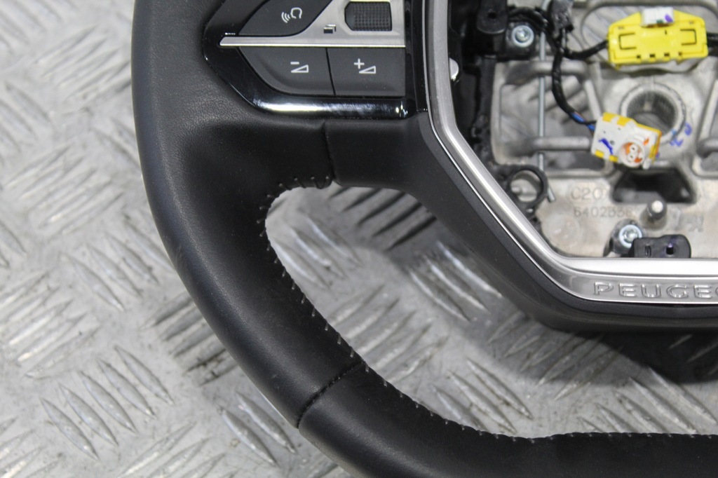 фото №9, Воздуховод мультифункция peugeot 2008 ii 2