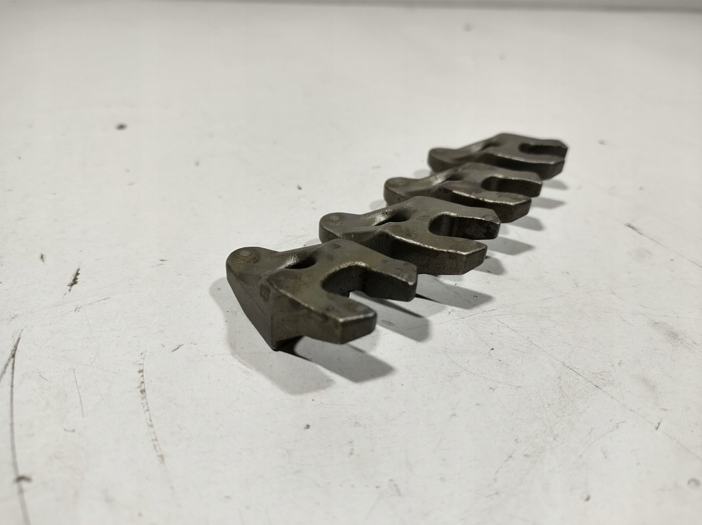 Купити Volvo v40 1.6 d2 14- кронштейн кріплення форсунки