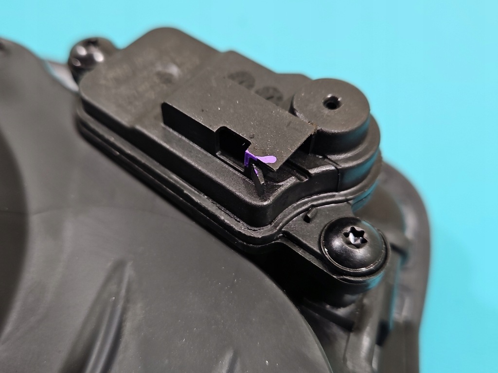 фото №10, Кришка заливної пального seat ibiza v kj 6f червоний ls3h