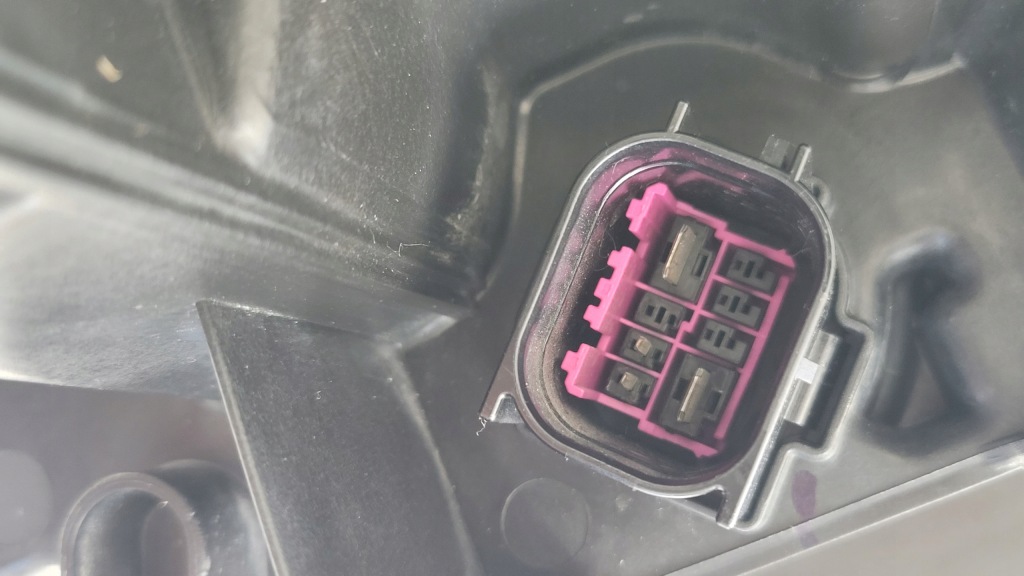 фото №12, Лампа левая перед audi q4 e-tron 2021- full led 89a