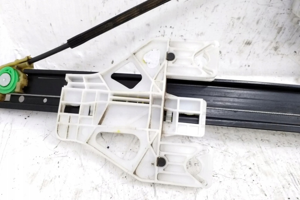 фото №8, Підйомник скло задніх лівих двері audi q5 8r 8r0839461d 2.97l дизель