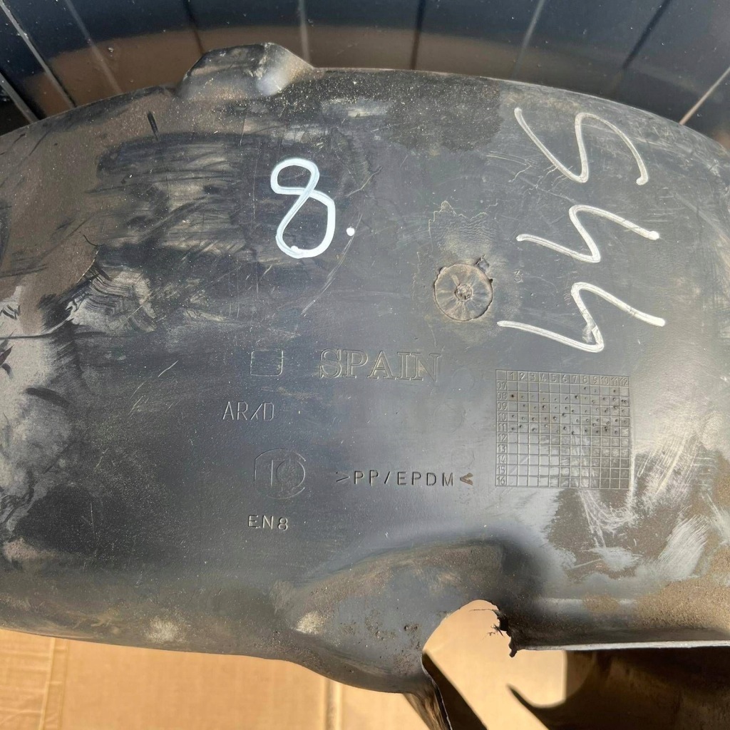 фото №5, Підкрилок правий задня seat ibiza iv 4 праве задні 6j0810970