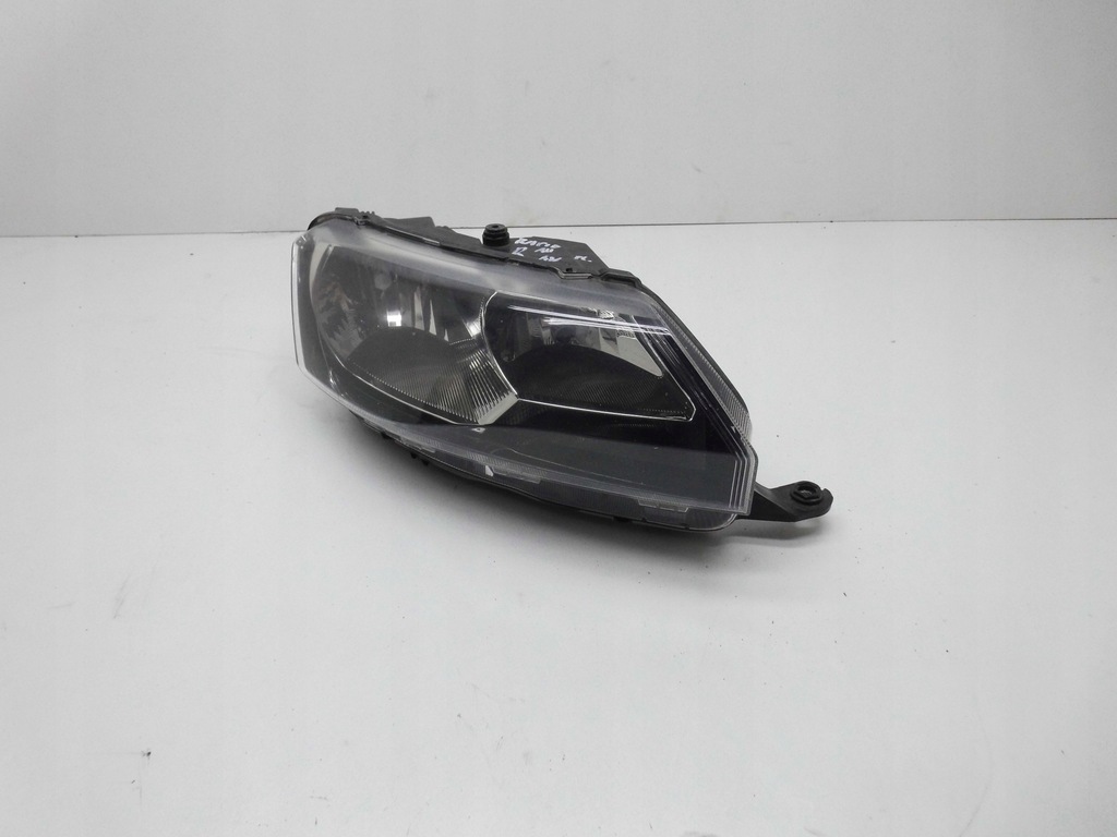 фото №1, Лампа 5jc941016 skoda rapid 5ja 2014r. права передня оригінал