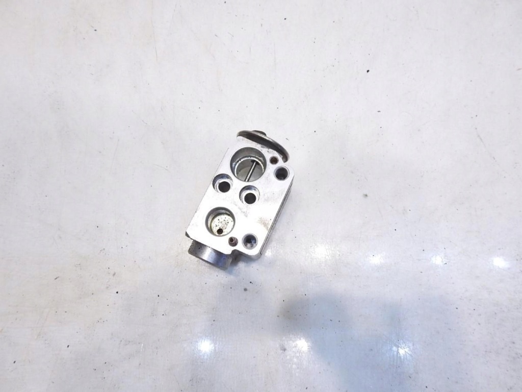 фото №8, Клапан расширительный кондиционера bmw 3 e91 2.0 d