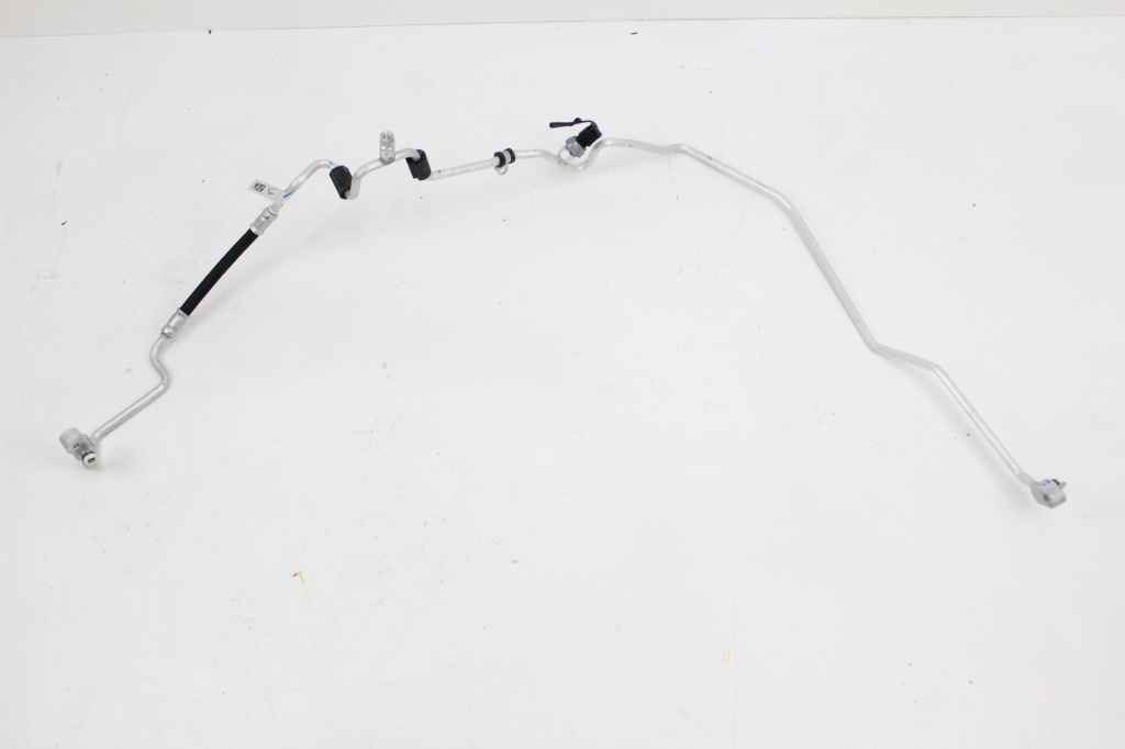 фото №1, Bmw x1 f48 шланг кондиціонера 9209724