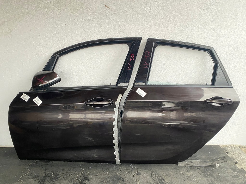 фото №1, Двері лівий перед задня bmw 2 f45 колір b53