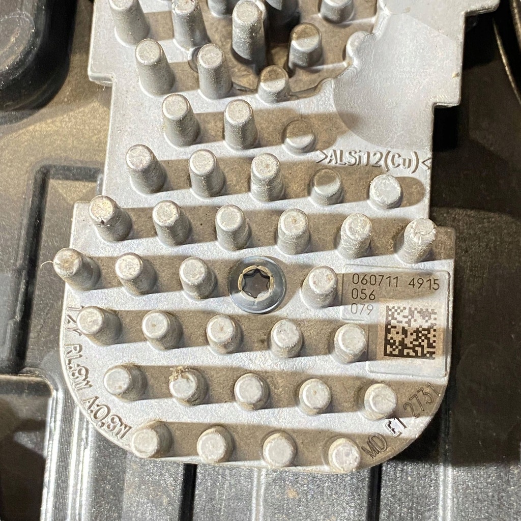 фото №14, Bmw 6 f12 f13 2012 левая сторона лампа передняя