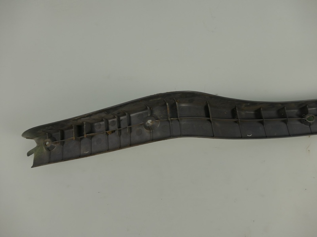 фото №8, Isuzu grafter n35 молдинг поріг захист ліва внутрішня