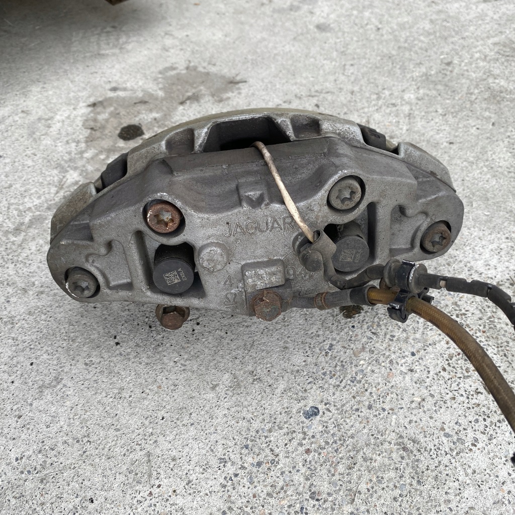 фото №8, Суппорт тормозной правый левый перед jaguar f-type xj x351 xk ii x150 x152 19r
