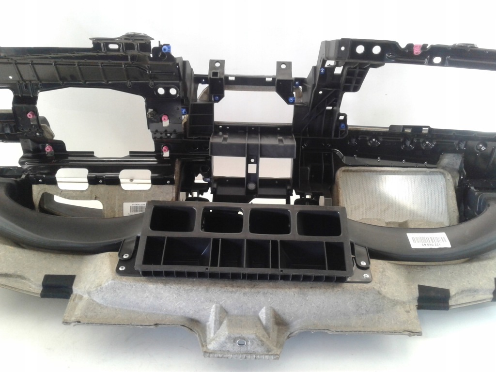 фото №16, Консоль натяжители датчик opel zafira b 1,9 cdti