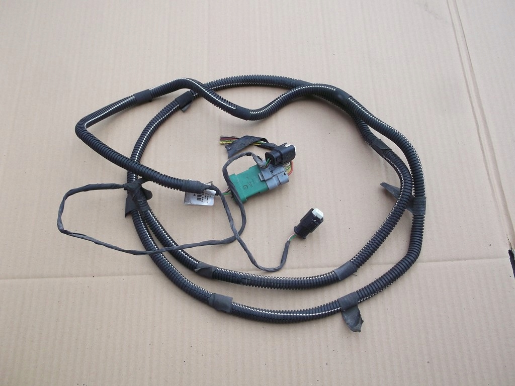 фото №1, C3 picasso электропроводка жгут бампера задняя