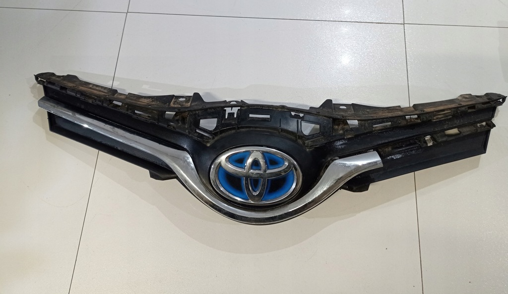 фото №1, Toyota yaris iii lift решётка радиатора