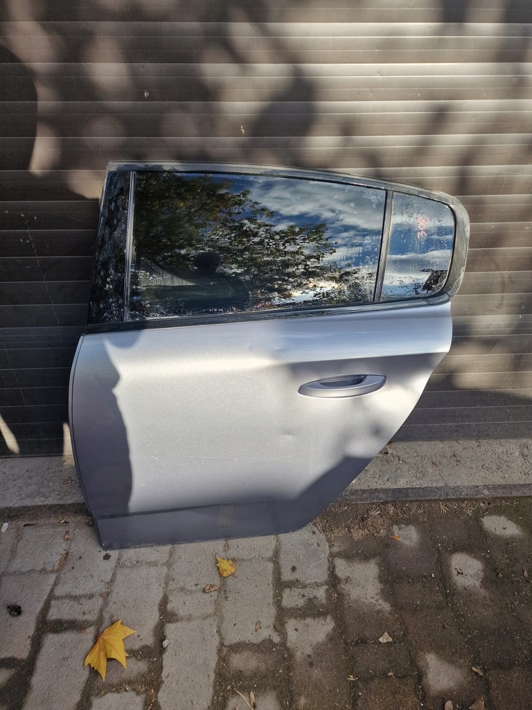 фото №1, Дверь левый задняя левая задние peugeot 308 t10 iii 2022 хэтчбек