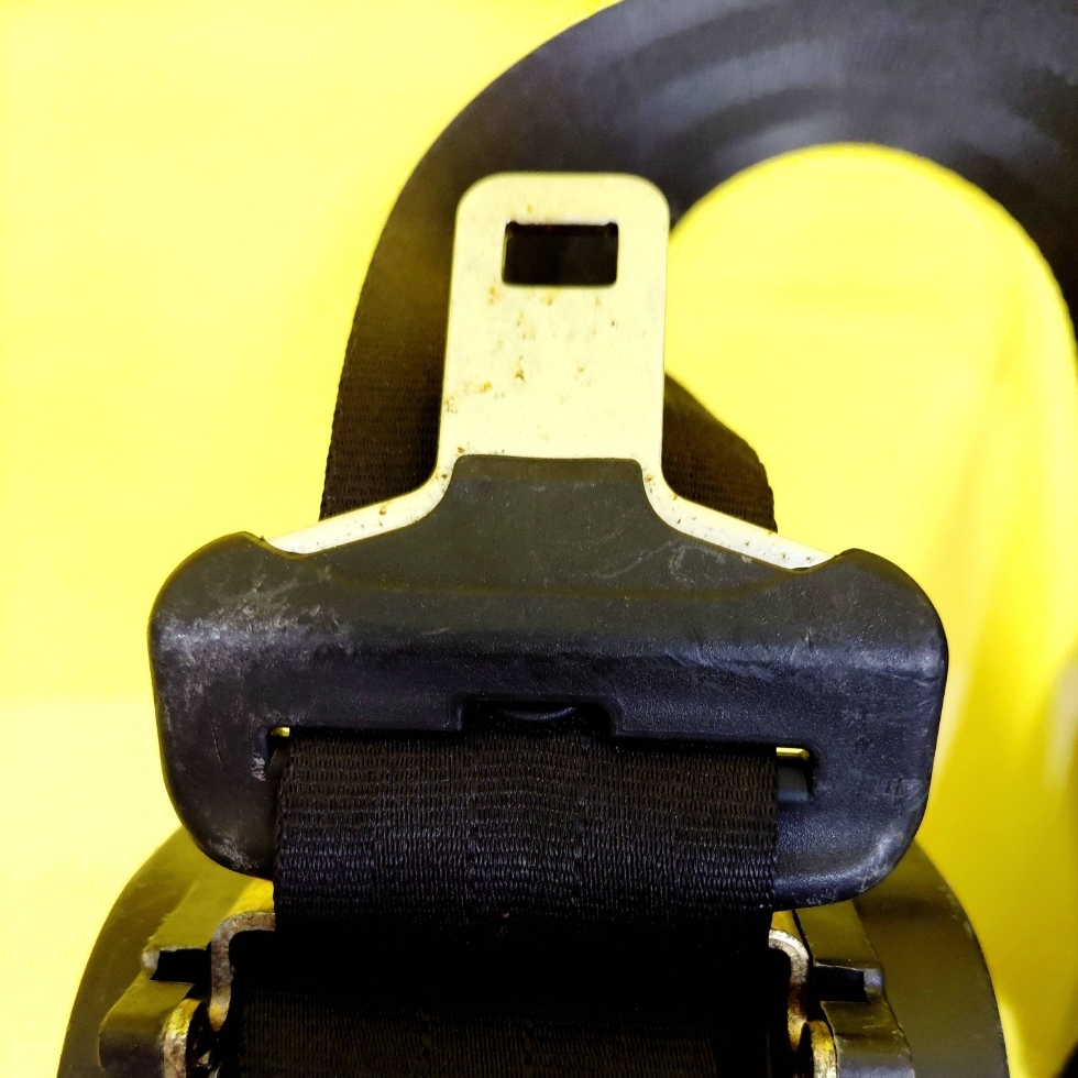 фото №10, Pas безопасности левый задняя peugeot 306 cabrio nr1579