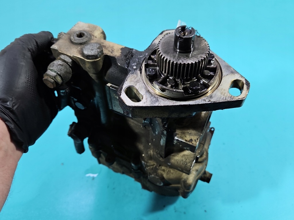 Насос впрыскная lublin 4m3175sc 2.4d в Украине