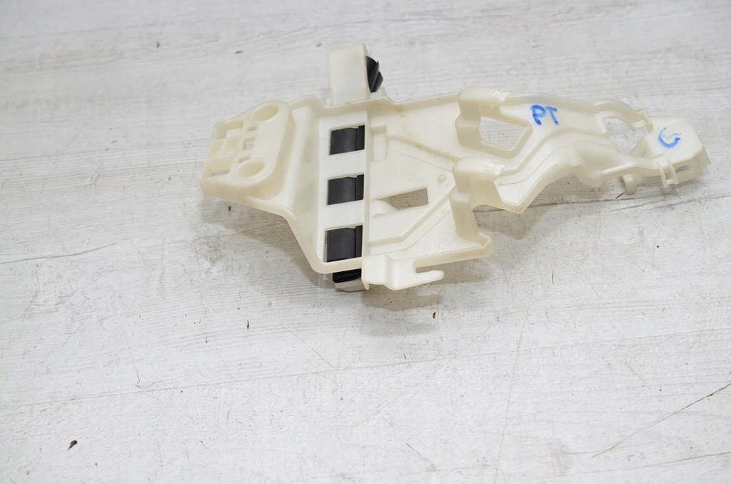 фото №1, Направляющая стекло правый задняя alfa romeo giulia