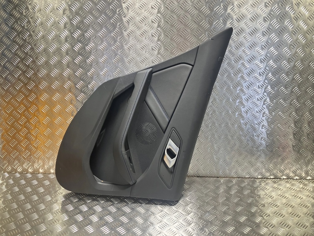 фото №1, Обшивка дверь левый задняя bmw 1 f40