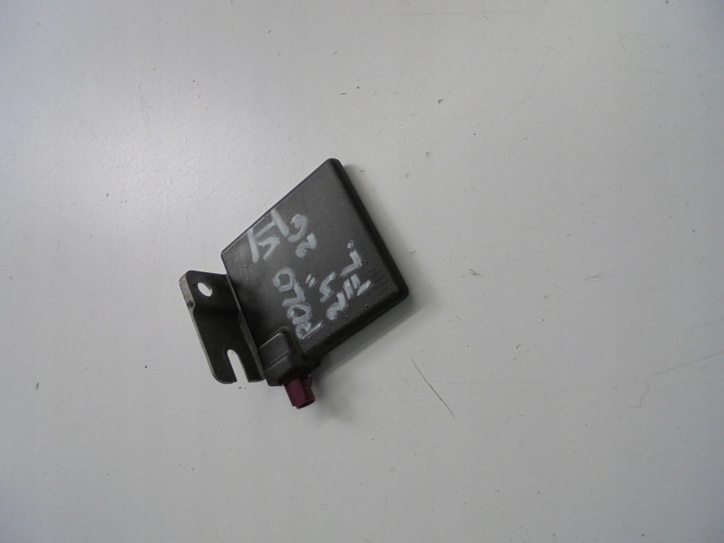 фото №1, Усилитель антенны keyless vw passat b8 3g9035534