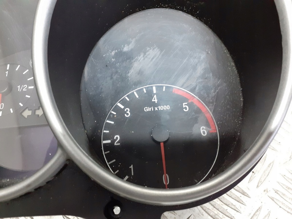 фото №6, Счетчик приборы alfa romeo 147 1.9 jtd 735290181