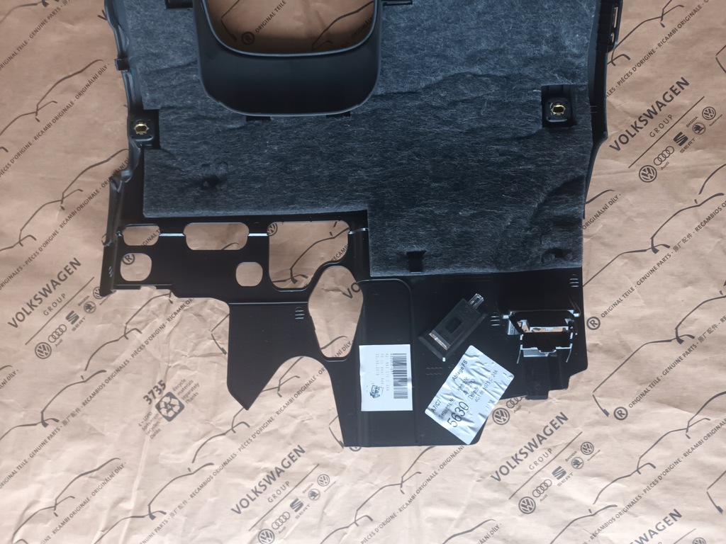 фото №9, Audi a6 c7 4g lift защита панели колонки pod руль 28km 4g1863075c 28km