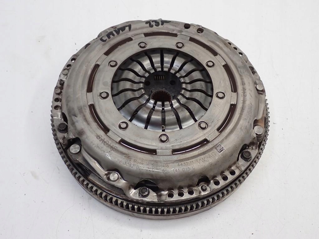фото №14, Сцепление полный двухмассовый маховик 05l105266f vw caddy v 2k 2k7 2.0 tdi dtr 23r